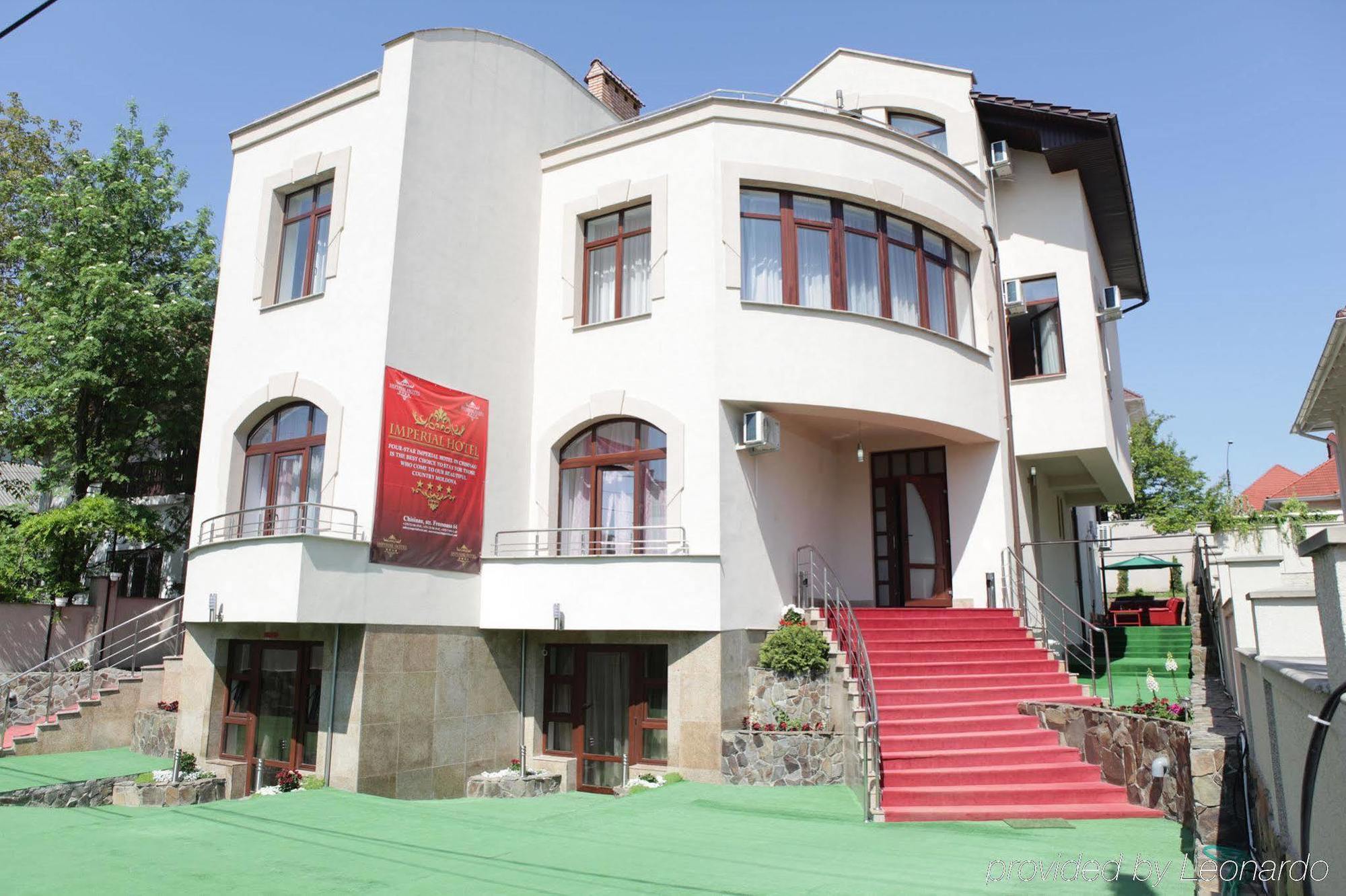 Imperial Hotel Chisinau Luaran gambar