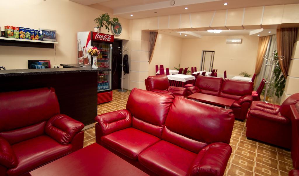 Imperial Hotel Chisinau Luaran gambar