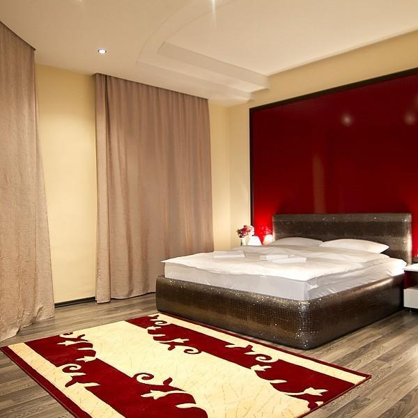 Imperial Hotel Chisinau Luaran gambar